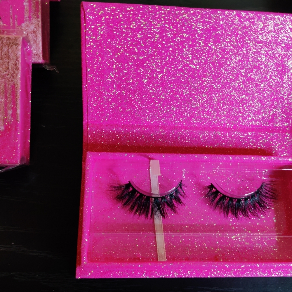 Lashes